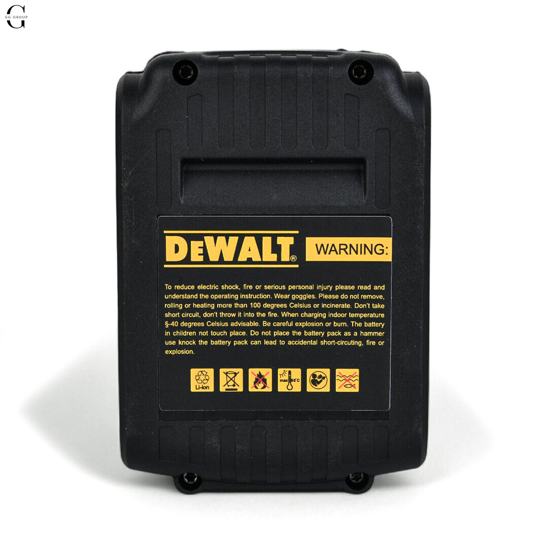 Шуруповерт ударный DeWALT 21V + 2 АКБ 2Ah + Металлический патрон